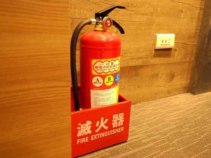 办公室装修如何避免消防隐患.jpg
