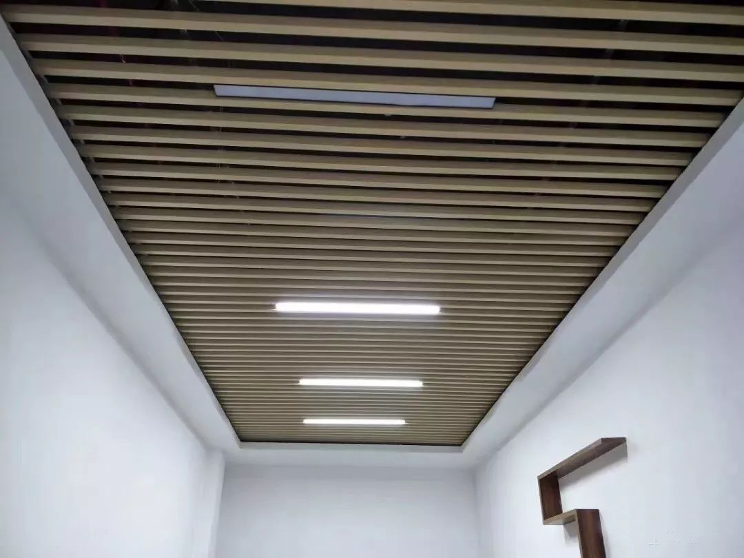 欧式卧室石膏板吊顶效果图 – 设计本装修效果图