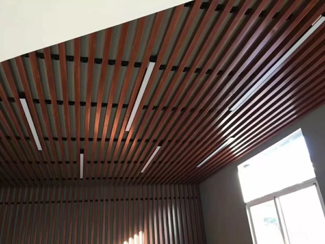 造型铝制假树 铝树造型铝制展厅 仿木纹铝树_木纹铝型材-广州富腾建材科技有限公司