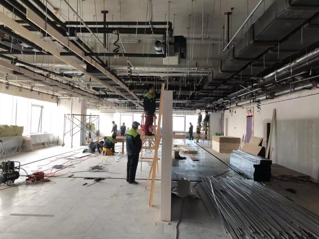 Teamworking共享办公室现场施工图