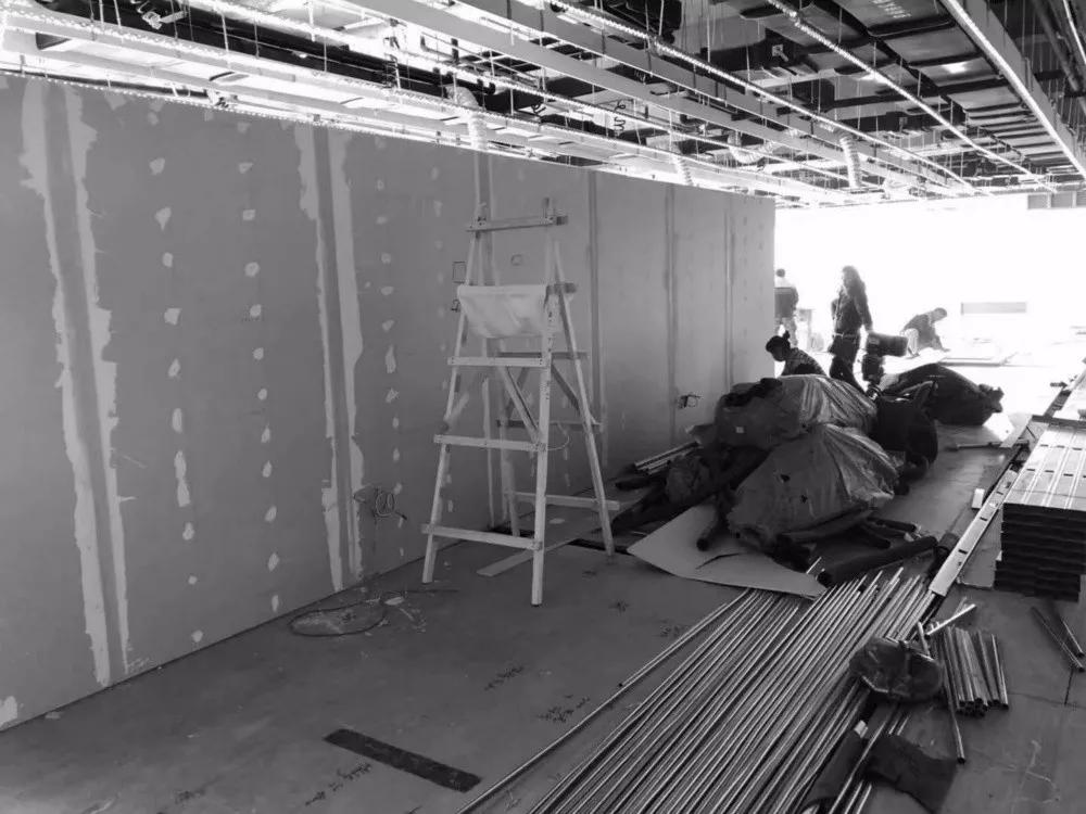 Teamworking共享办公室接待前台现场施工图