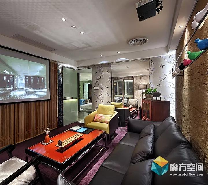 办公室装修色彩搭配空间